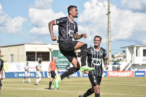 Rio Branco AC vence Nova Venécia com tranquilidade no Zenor Pedrosa