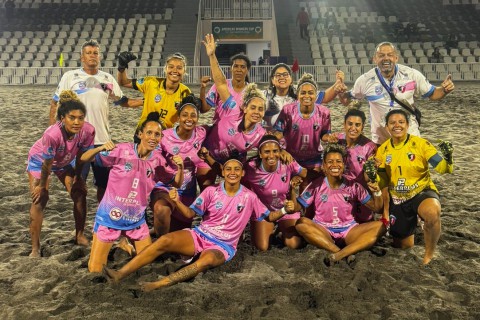 São Pedro vence nas semifinais e é finalista da Americas Winners Cup de beach soccer