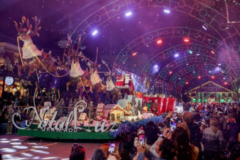 Gramado dá início ao 39º Natal Luz